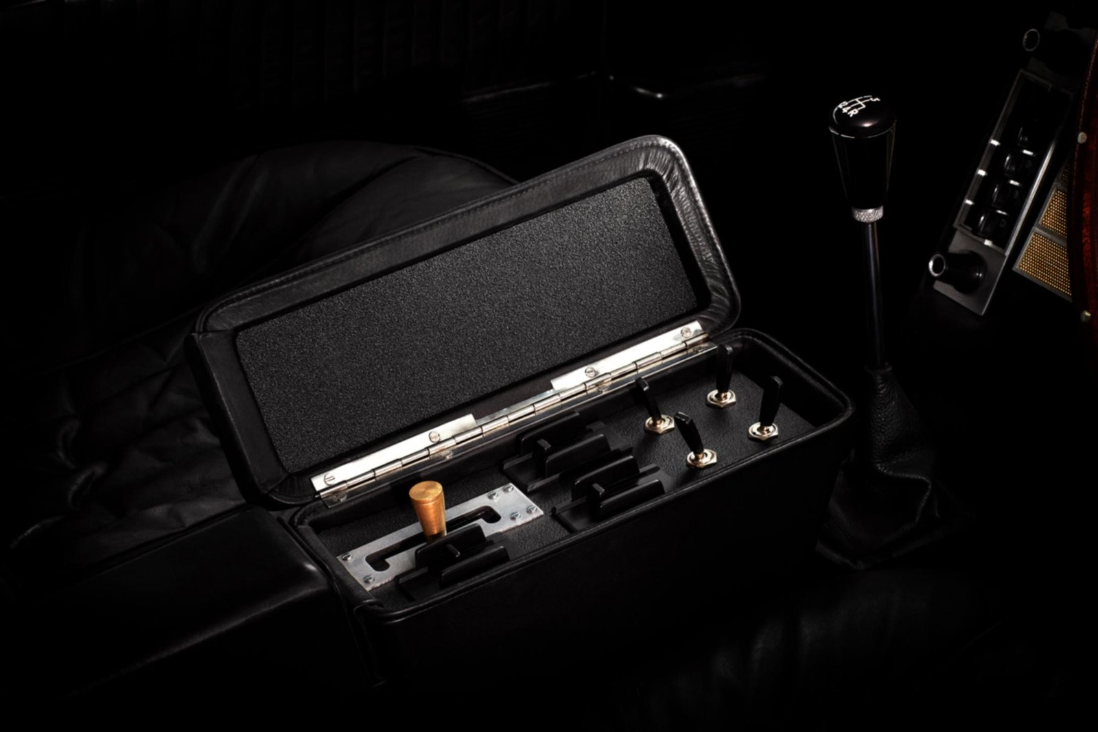 Aston Martin DB5 close-up 