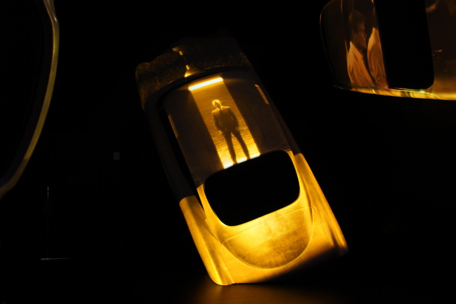 Exhibition: Immersion room's suspended cars